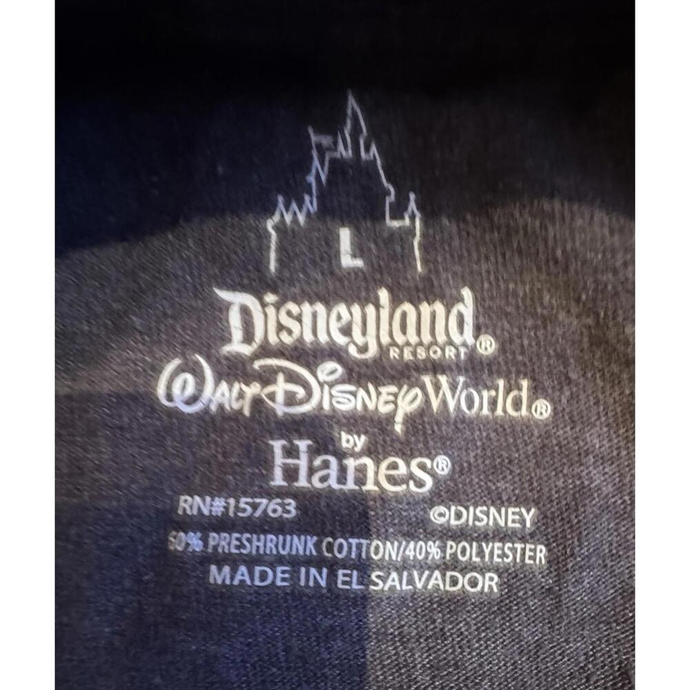 Disney Pirates of the Caribbean Shirt Men's Large Pirate Through & Through Tee - Picture 2 of 3
